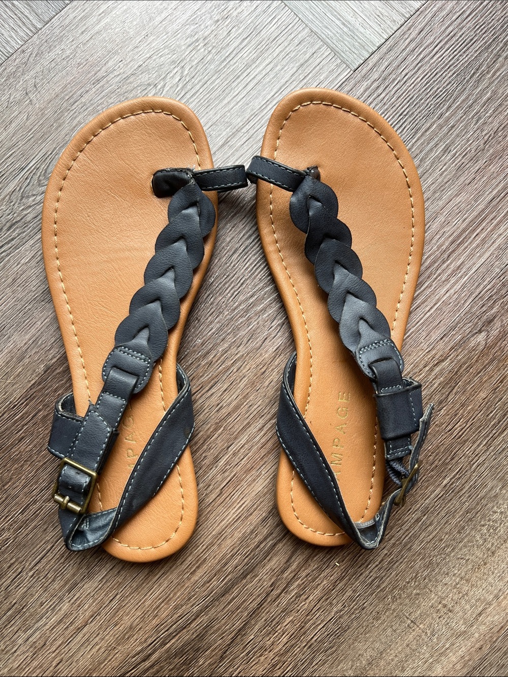 Rampage Women’s Braided T-Strap Sandals in Navy and Tan size 6.5